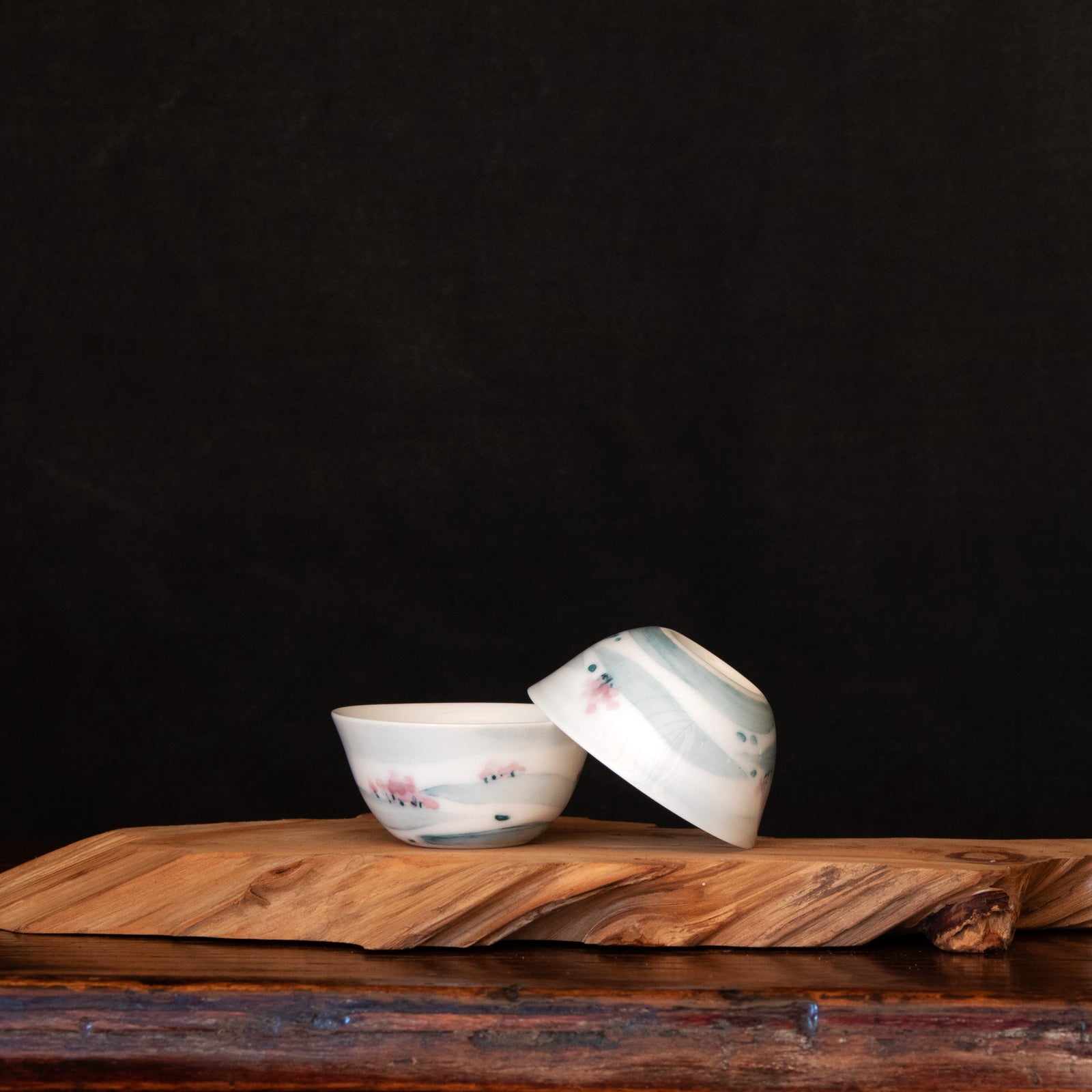Porcelain Teacup with Scenery 30ml