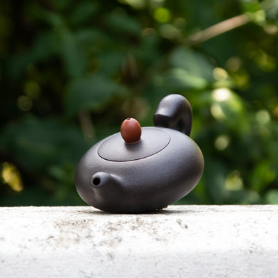"Squirrel" Black Clay Yixing Teapot 120ml