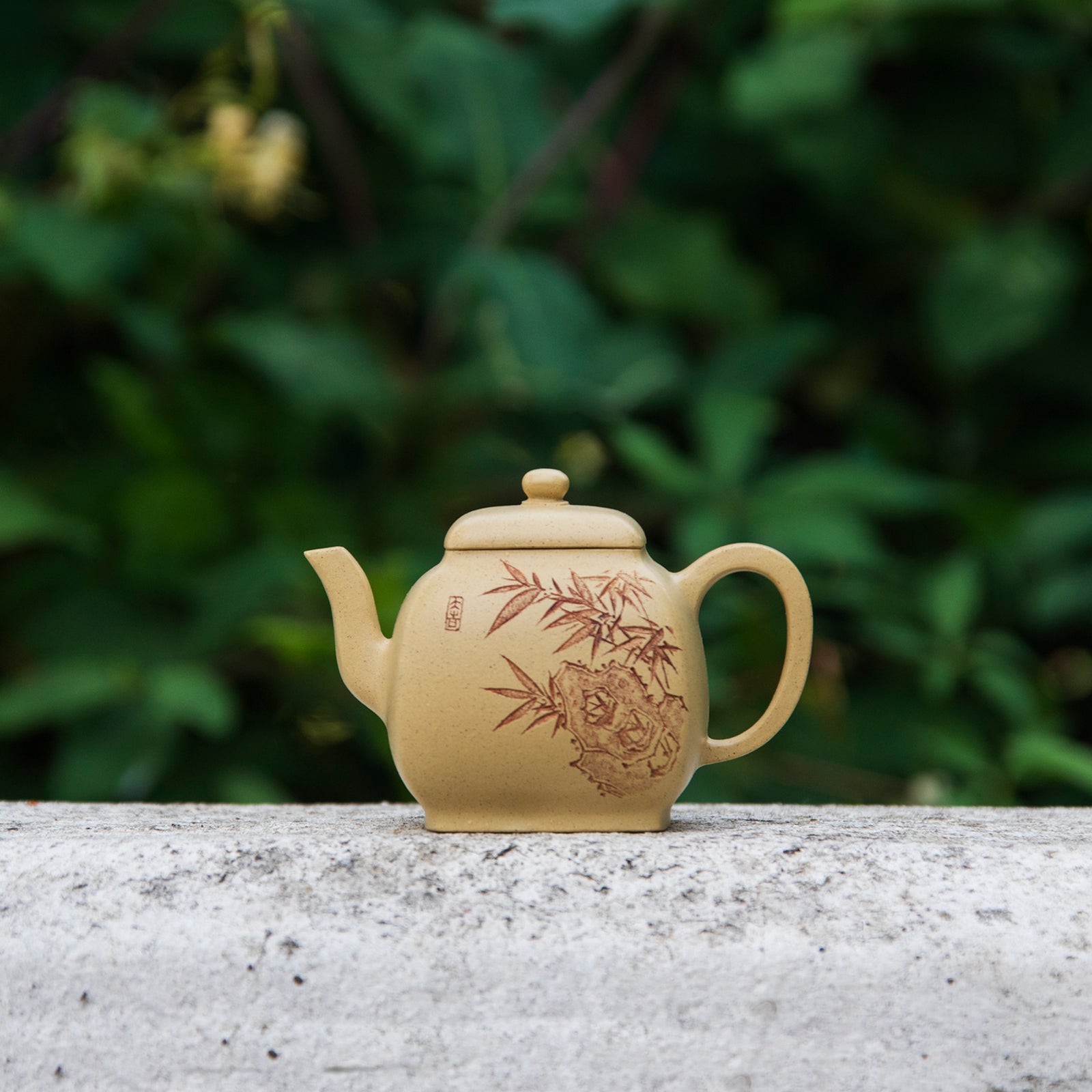 "Calm" Duan Ni Yixing Teapot 120ML