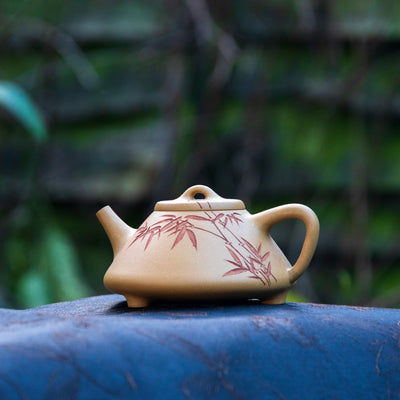"Shi Piao" Golden Duan Ni Yixing Teapot 180ML