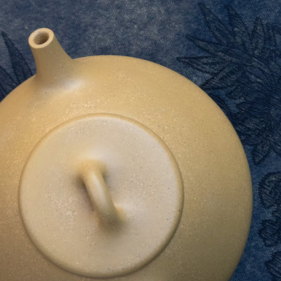 Golden Duan Ni "Shi Piao" Yixing Teapot 220ML