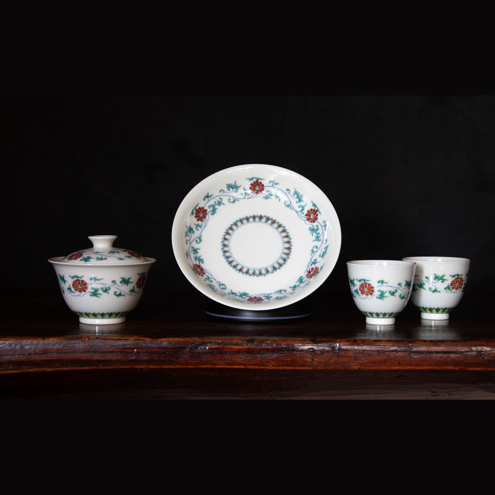 Doucai Porcelain Gaiwan Set