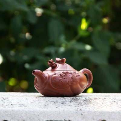 "A Fish Turns to A Dragon" Yixing Teapot 190ML
