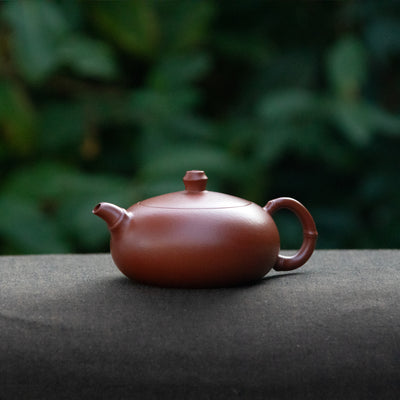 Flat pot with bamboo feature Chaozhou Teapot