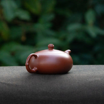Flat pot with bamboo feature Chaozhou Teapot