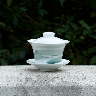 Hand-made Porcelain Gaiwan with scenery