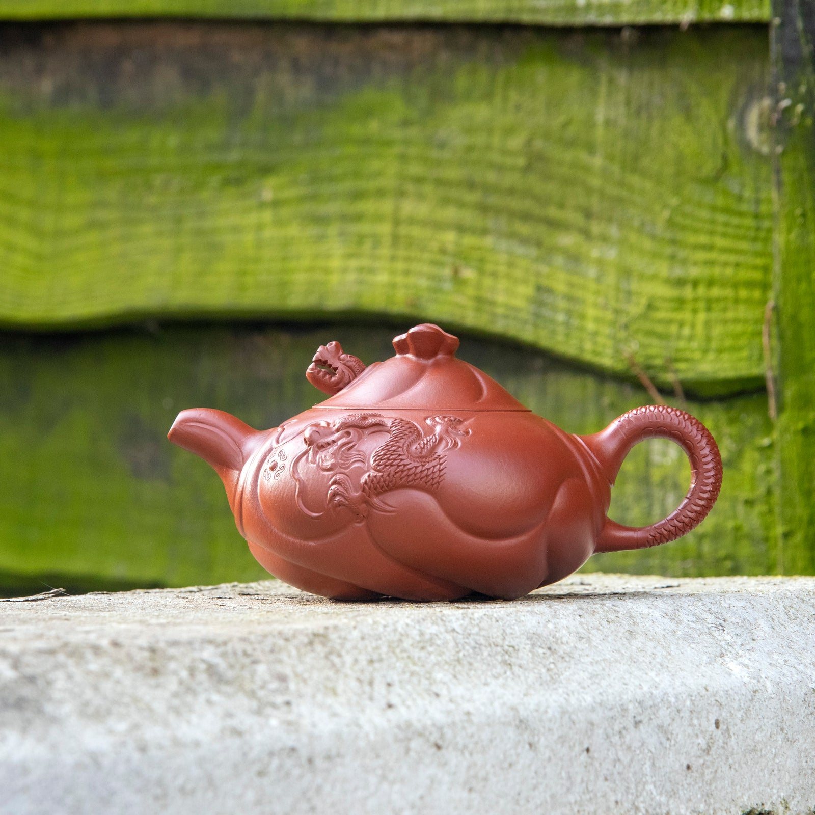 "A Fish Turns to A Dragon" Yixing Teapot 190ML