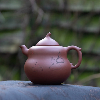 "Gourd" Yixing Teapot