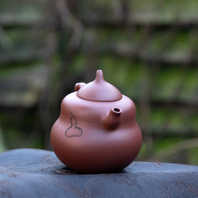 "Gourd" Yixing Teapot