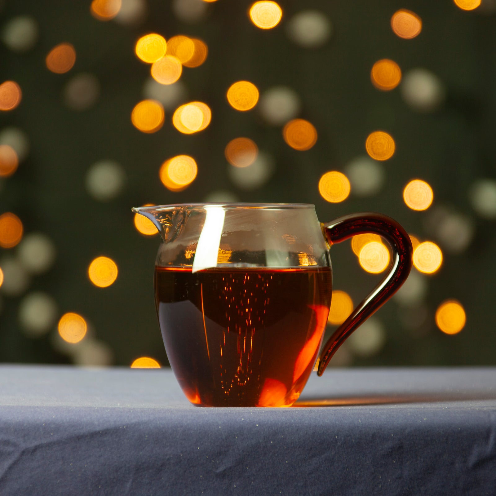 Glass GONG DAO BEI WITH RED HANDLE, 350ml