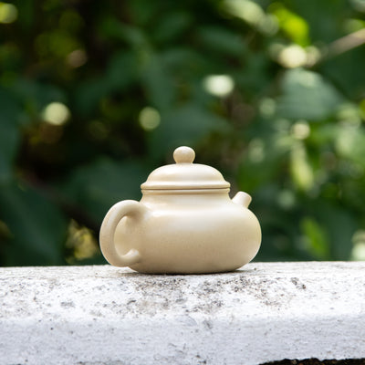 "Rong Tian" Duan Ni Yixing Teapot 160ML