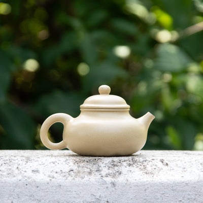 "Rong Tian" Duan Ni Yixing Teapot 160ML