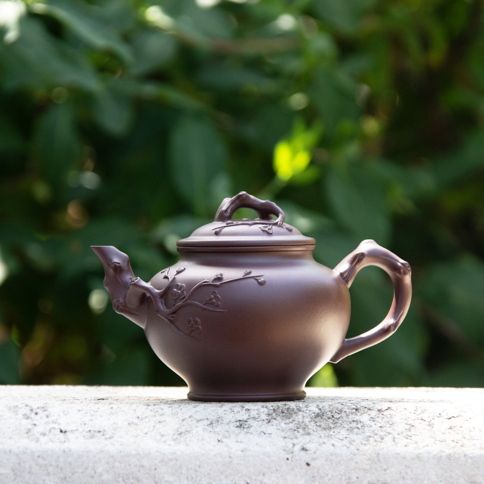 "Plum Blossom" Zi Ni Yixing Teapot 340ML
