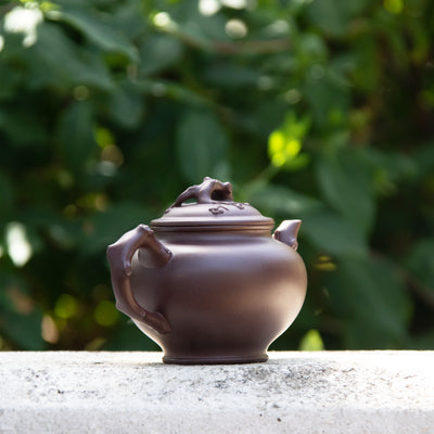 "Plum Blossom" Zi Ni Yixing Teapot 340ML