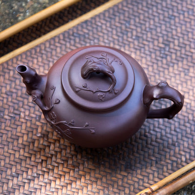 "Plum Blossom" Zi Ni Yixing Teapot 340ML
