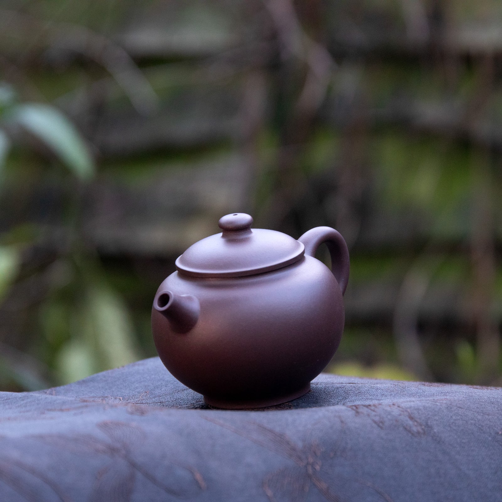 “Gu Yun" Yixing Teapot
