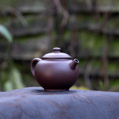 “Gu Yun" Yixing Teapot