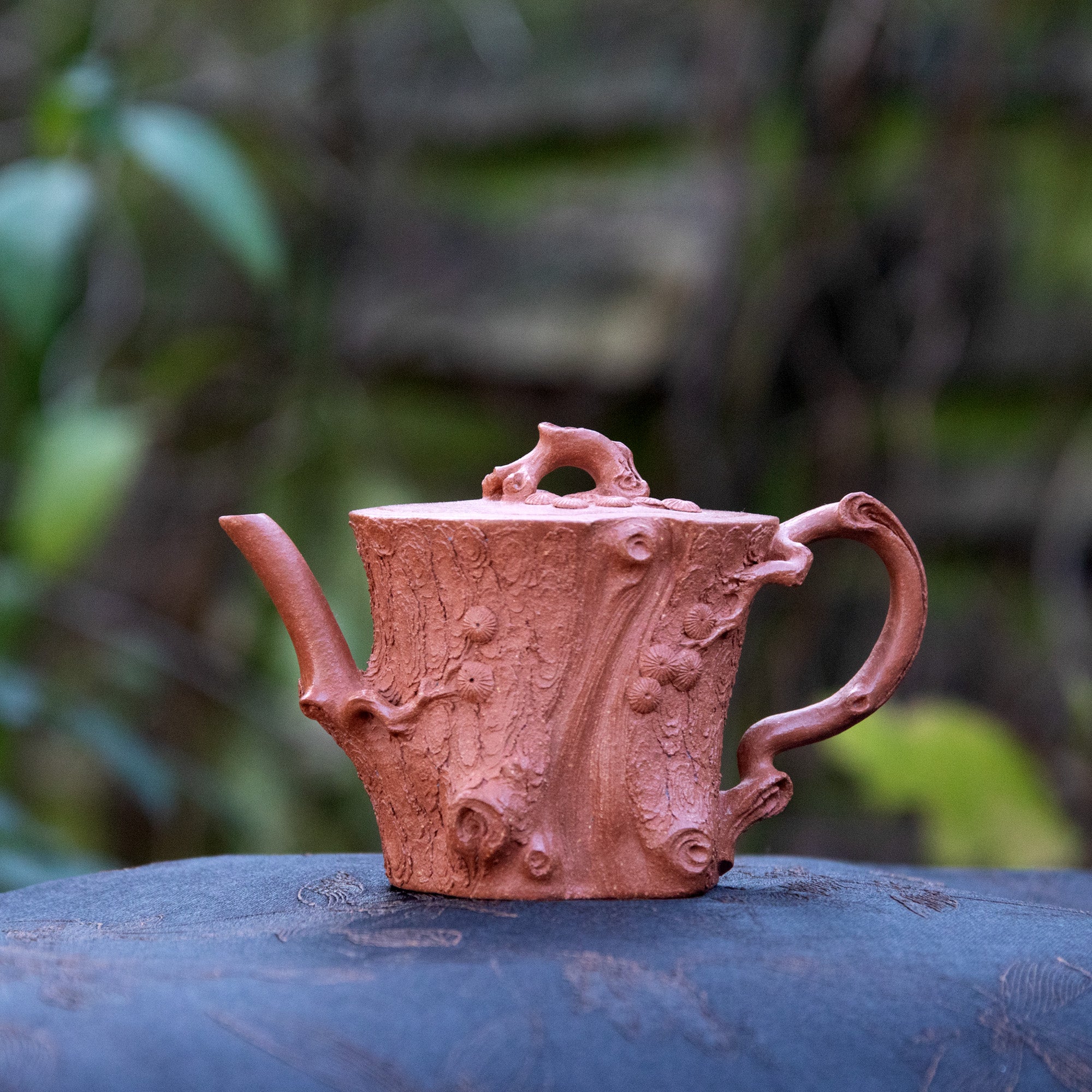 Red Pine Tree trunk-form Yixing Teapot