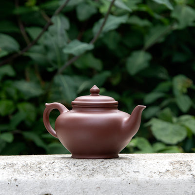 "Smiling" Yixing Teapot 250ML