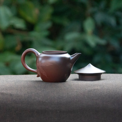 Wood-fired "Swordsman" Chaozhou Teapot 100ml