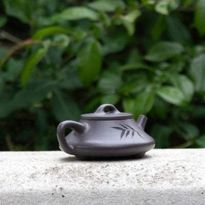 "Shi Xiao with Bamboo" Style Yixing Teapot