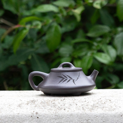 "Shi Xiao with Bamboo" Style Yixing Teapot