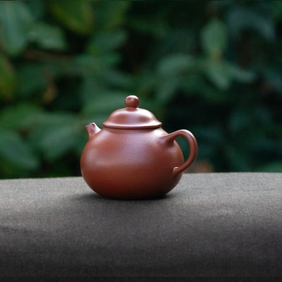 Workshop Made Chaozhou Pot (B)