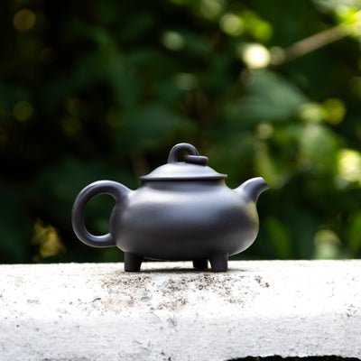 "smoothly rounded" Style Yixing Teapot