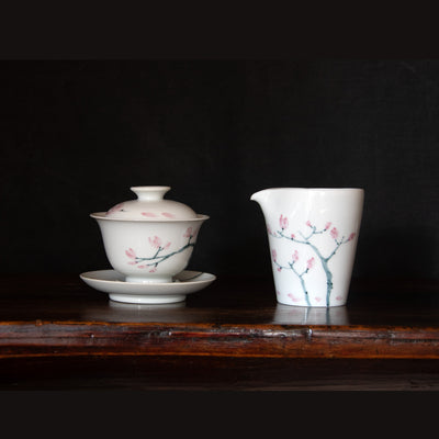 Hand-made Porcelain Magnolia Gaiwan