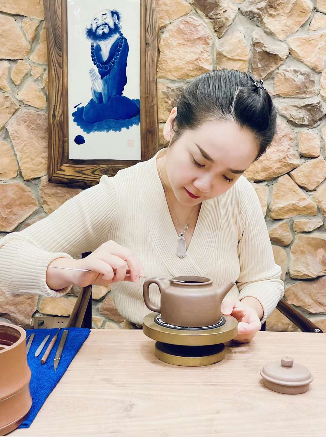 https://the-chinese-tea-company.com/cdn/shop/files/mmexport1670880034988_6f4ea1db-f583-4294-8653-a92ef87e71f2_2000x.jpg?v=1692657657